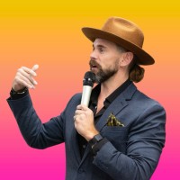 Email e telefono di Rob Hughes