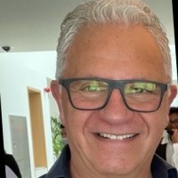 Aviv Clinics Employee Michael Lobel's profile photo