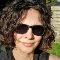 Christiane Golla Email