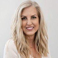 Komplement Employee Holly Davis's profile photo