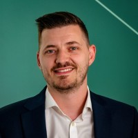 Louis Hall Email