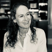 Sarah Mayo Email & Phone Number