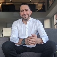 VIDA Select Employee Scott Valdez's profile photo