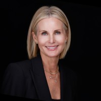 Shook, Hardy & Bacon L.L.P. Employee Laura Booth's profile photo