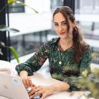 Donika Kuqi Email & Phone Number