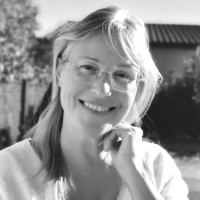 Floriane Chazey Email