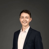 Andreas Lowe Email