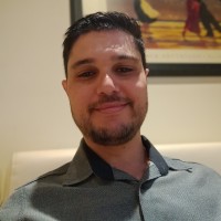 Douglas Araujo Email