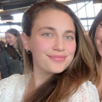 Chat 19 Employee Alexis Galluzzo's profile photo