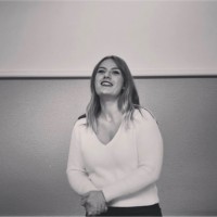 Chloé Daval Email
