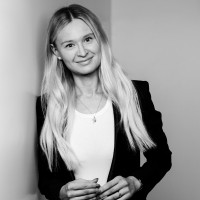 Pia Lisa Kienel Email