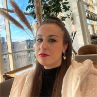 Aslı Öz Email