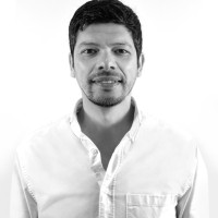 Daniel González Email