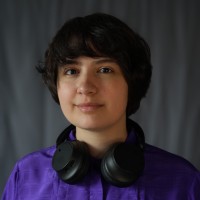 Human-Computer Interaction Lab Employee Gabrielle Zwi's profile photo