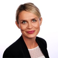 Klaudia Lomnitz Email