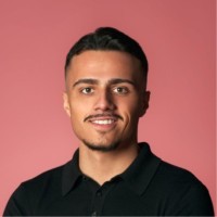 León Reyes Email
