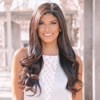 Social Media Marketing Employee Analyse Talavera's profile photo