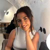 Lucy Cairns Email