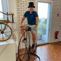 Lukas Biermann Email