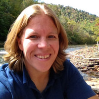 Amanda Seitz Email & Phone Number