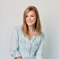River Oaks Travel Employee Colleen Wolfe's profile photo