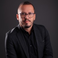Leandro Gomes Email & Phone Number