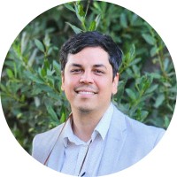 Camilo O. Email