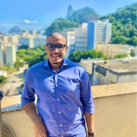 Raphael Mendonça Email