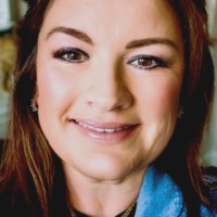 Caroline Sands Email & Phone Number