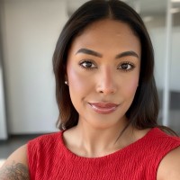 Julianna Valdivieso Email & Phone Number