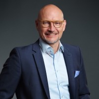 Hans Ebinger Email & Phone Number