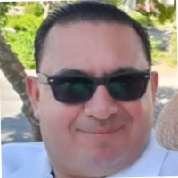 Hugo Navarro Gutiérrez Email