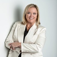 Lindsay Matthews Email
