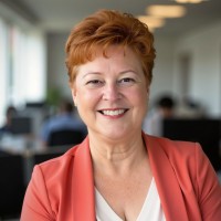 Veyrdune Inc. Employee Laurie Harvey's profile photo