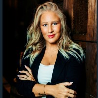 Amanda Tomlin Email