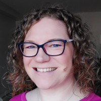 Sandra Lewis Email & Phone Number