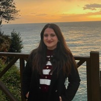 Simge Yıldız Email