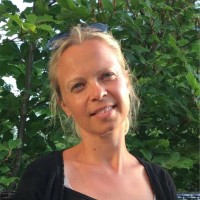 Susan Læntver Email