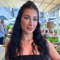 Easy Street Capital Employee Elise Doumitt's profile photo