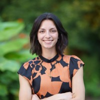 Lindsey Howell Email & Phone Number