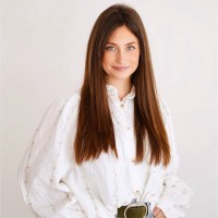 Manon Dessalles Email & Phone Number