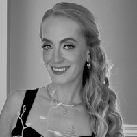 Nina Reschovsky Email & Phone Number