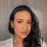Débora Inácio Email
