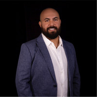 Iván García Elizondo Email