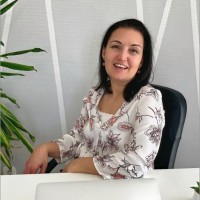 Nelli Nemeth Email