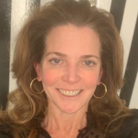 Willoughby Capital Holdings Employee Helen Resnick's profile photo