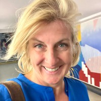 Alexandra Ollivier Email