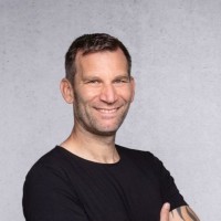 Carsten Strauss Email