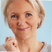 Elisabeth Helland Email