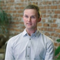 E-mail e número de telefone de Nick Carey